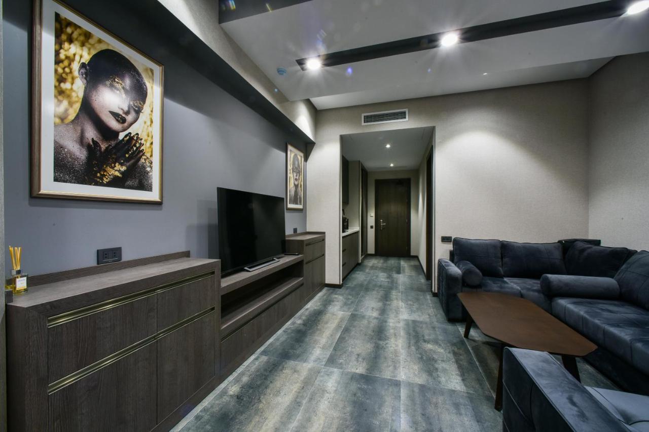 Bourbon Boutique Hotel Erevan Esterno foto