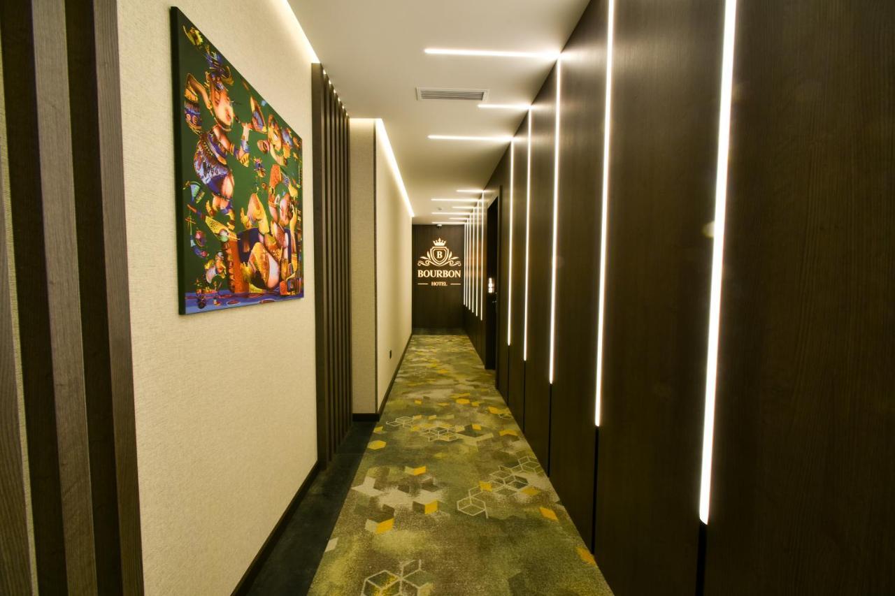 Bourbon Boutique Hotel Erevan Esterno foto