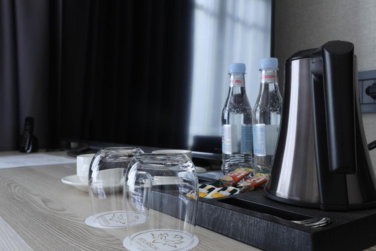Bourbon Boutique Hotel Erevan Esterno foto