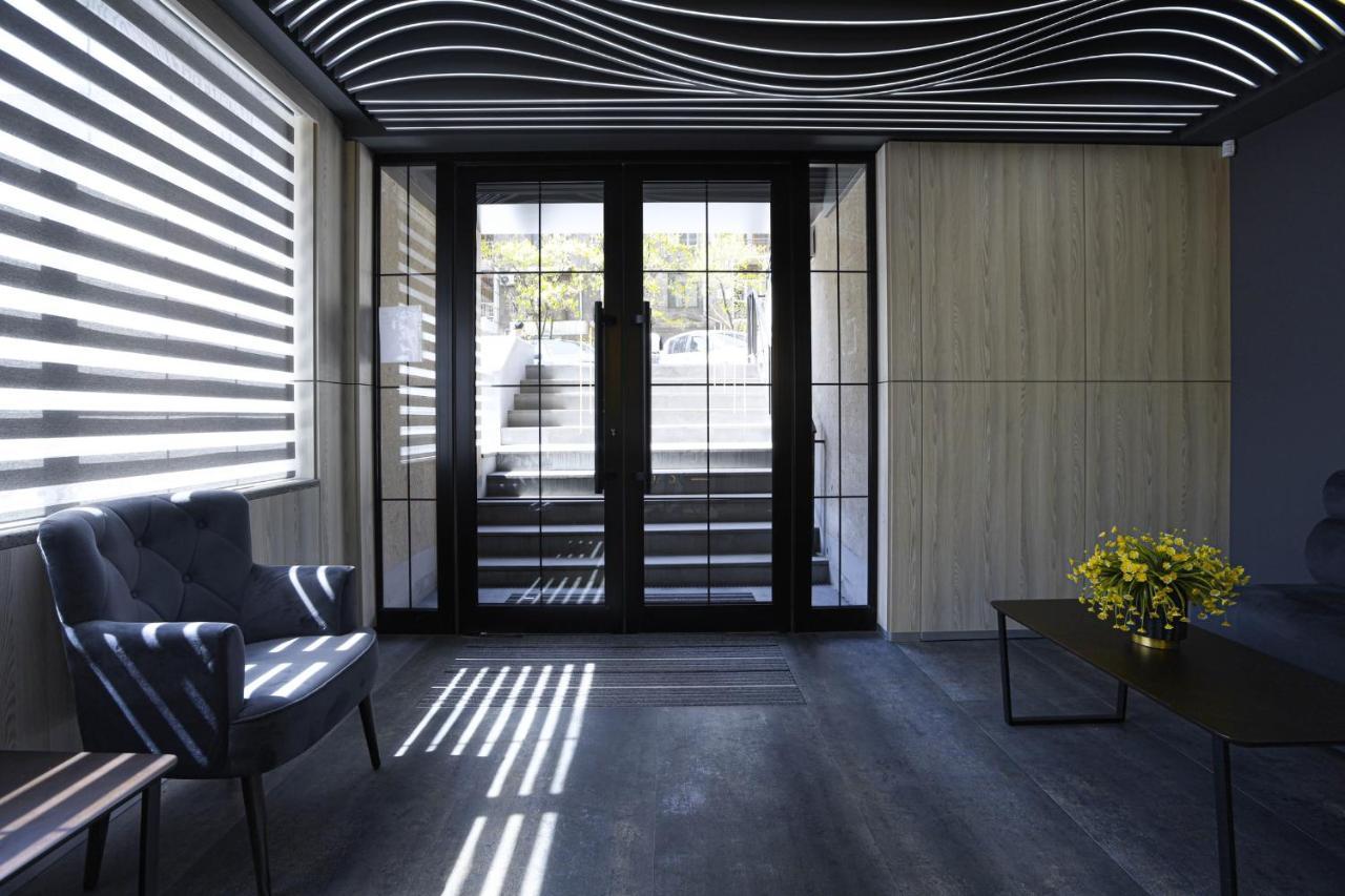 Bourbon Boutique Hotel Erevan Esterno foto